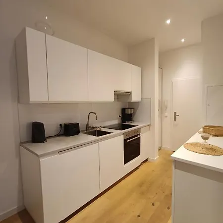 Apartment Stayinn Zentrum Sued Mit Kueche, Waschmaschine, Bad, Wifi, Flat Tv Usw